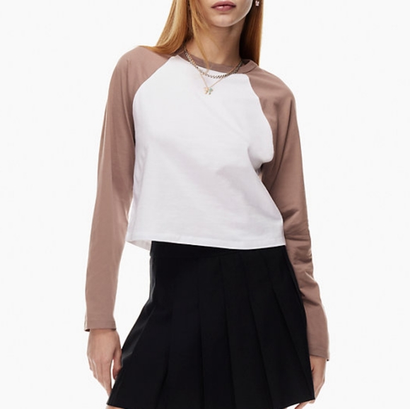 Sunday Best Tops - Aritzia Sunday Best Louis Cropped Raglan Top, Size M